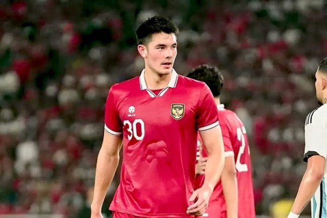 Elkan Baggott berlatih bersama Timnas Indonesia. (Instagram @elkanbaggott)